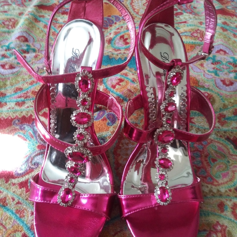 A pair of shoes